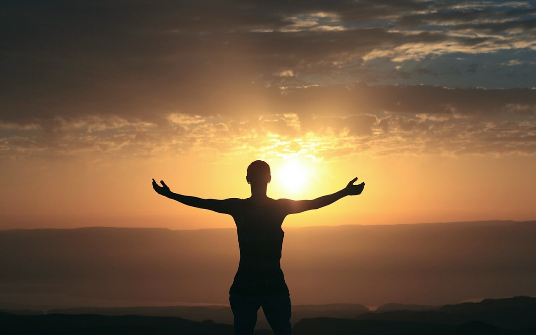 This Is How Gratitude Can Help You Cope With a Difficult Time in Your Life sharing by White Wood Studio